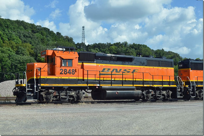 Looks like the cab has been modified, but the model designation hasn’t changed. BNSF 2848 GP39-2. Chaffee MO.
