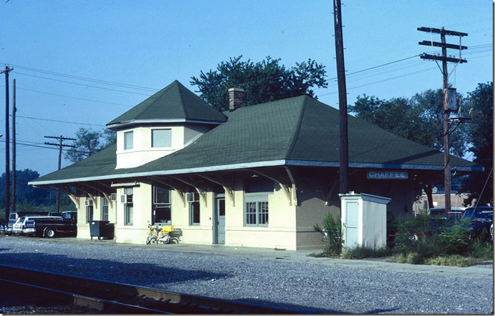 Chaffee MO. BN depot.