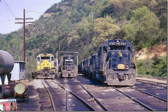 Elkhorn engine terminal was a colorful place. SCL SD45s like 2014 were regulars. 04-28-1974. 