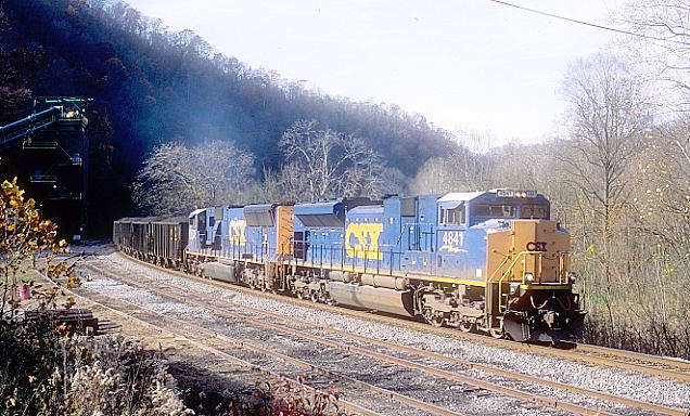 CSX 4841-4726 are gaining speed with an 'Extra South' (Clinchfield parlance) passing Levisa Jct.