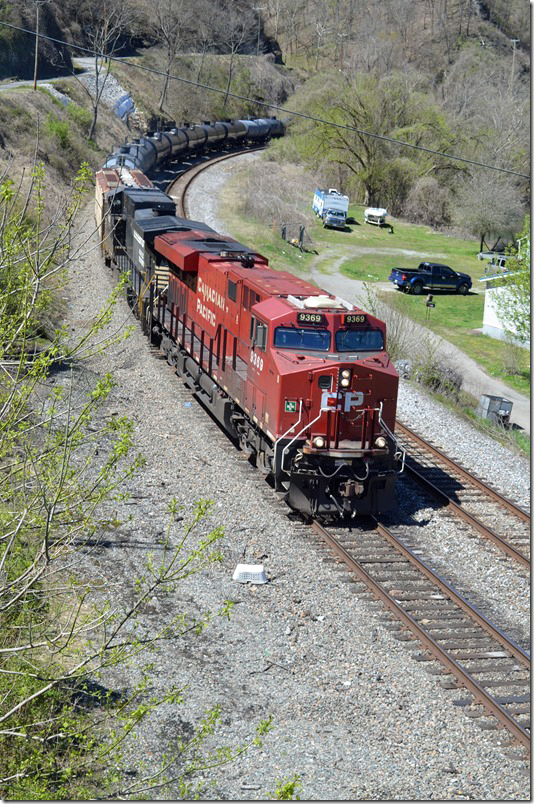 CP 9369-NS 9699 arrive Shelby KY on the switching lead with a loaded eastbound ethanol train. 04-10-2022.