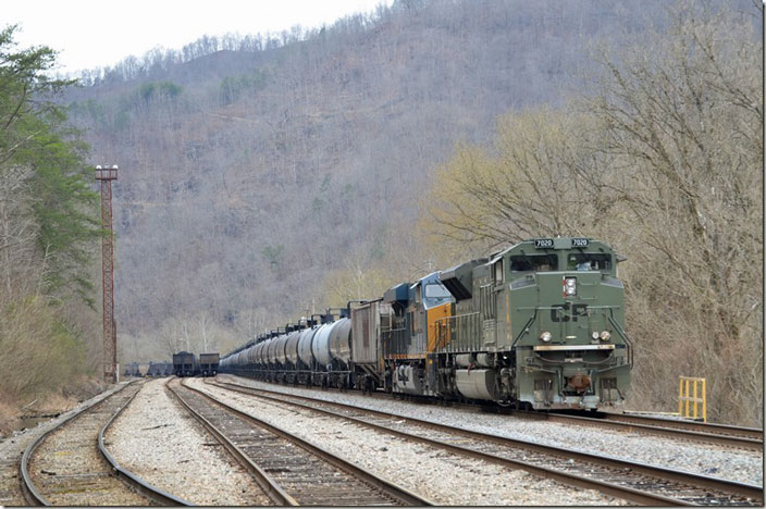 This s/b loaded ethanol train with CSX 3207 will leave off the main line as soon as a crew arrives. 03-08-2022. CP 7020-CSX 3207. Shelby KY.