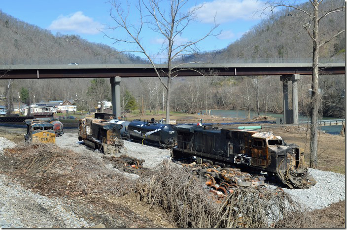 CSX 384. Saturday 02-29-2020. All of the excitement is over now. Equipment awaits the fate of probable scrapping on the spot. CSX derailment. Draffin KY.