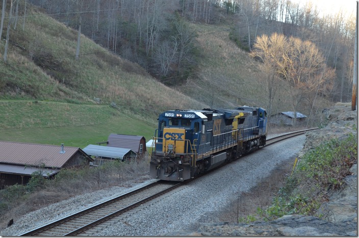 This Friday the 13th had been lucky for me! CSX 7877-7591 Yeadon. View 4.