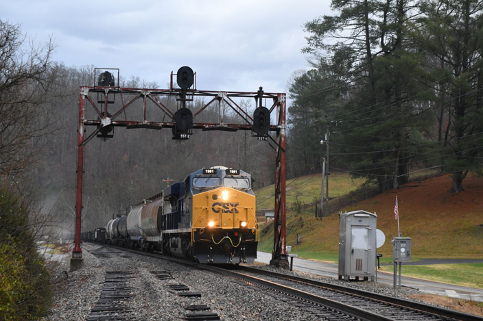 Even though the weather was lousy, this is one of my favorite shots of all time. Micah and Tim Turner had been following L201 and showed up. Tim had an umbrella! The #2 main has been lifted between GC and SK Cabin. This signal bridge at Bobbs is the only one on Big Sandy, and it may soon go when PTC is implemented.
