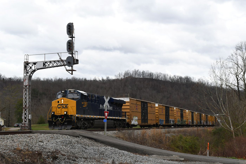 L200-29 passes Dawkins on #1 main. L201 has 58 cars on this day. 12-29-2024. With a portion of the Blue Ridge SD still being repaired, Heritage or Tribute units are a rarity, as there are no through trains.