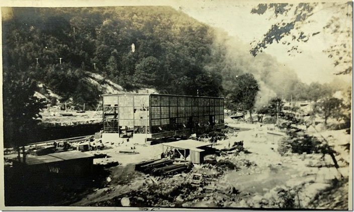 Construction of machine shop circa 1918. USC&C. Lynch KY.
