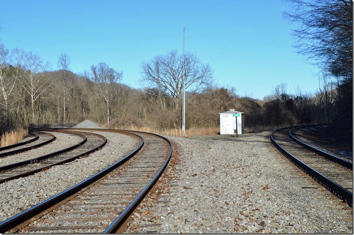 Clinch Valley main line on right. West leg of wye and tracks to APCO on left. NS junction. Carbo VA.