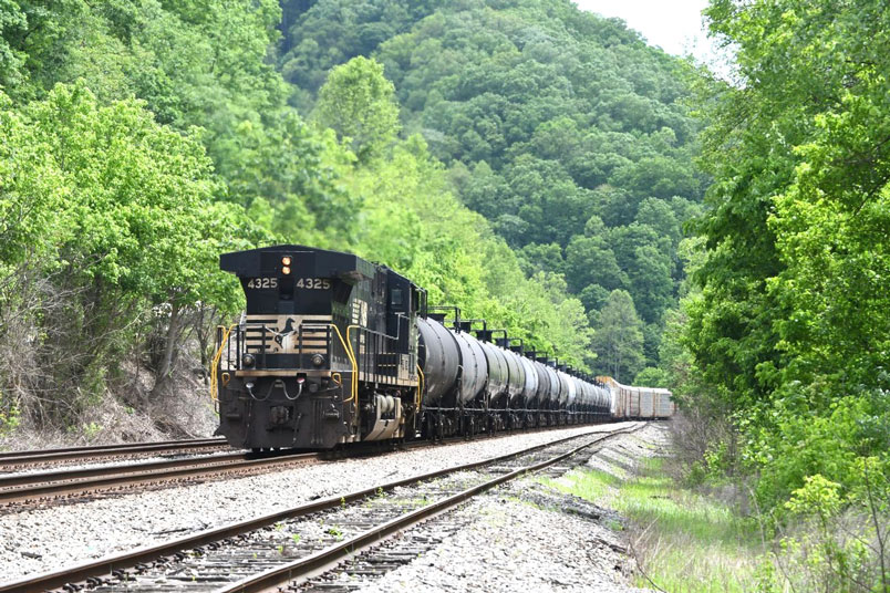 18M has 4325 for a DPU. I am not sure if 18M will require a manned pusher over the Pokey up to Bluefield.