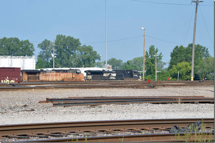 NS 9788-UP 5741 are switching. Dupo IL.