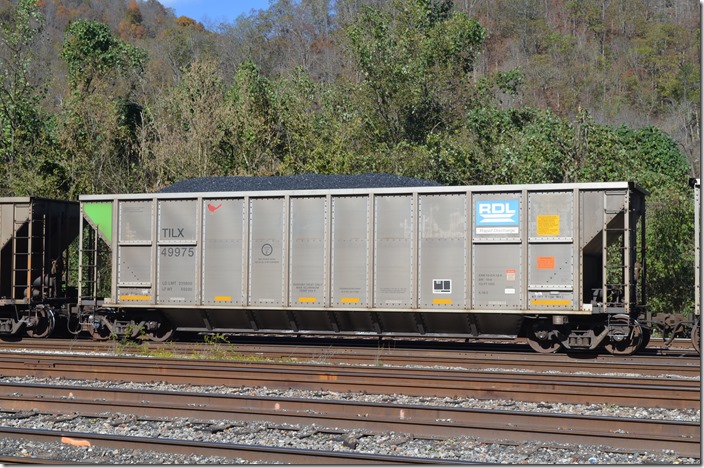 TILX hopper 49975 was built by Trinity 12-2008 and has a volume of 4323 cubic feet. Shelby KY.