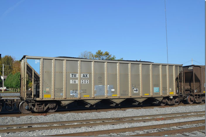 TVAX hopper 16302 built by Freight Car America at their Johnstown PA plant in 09-2005. Ex-GBRX, nee-MBKX. Paducah KY.