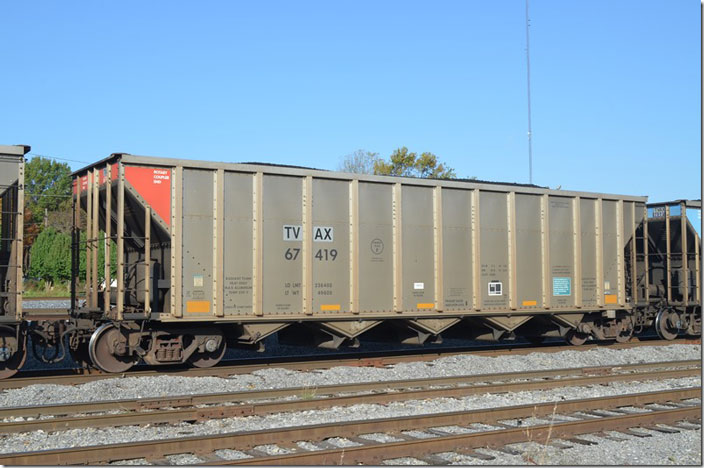 TVAX hopper 67419 was built by Freight Car America at their Danville IL plant 09-2005. It is ex-CEFX. Paducah KY.