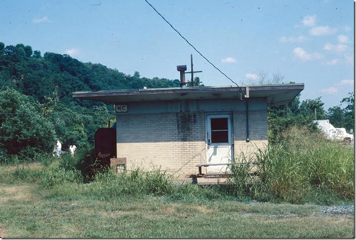 NC Cabin on 07-11-1998 (our first convention in Lynchburg). NC was a continuous train order office in 1964 but was closed by 1966. James River SD.