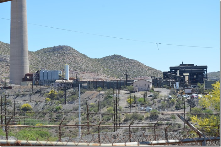 The concentrate gons were being dumped at that A-frame structure just left of center. ASARCO smelter. Hayden AZ.