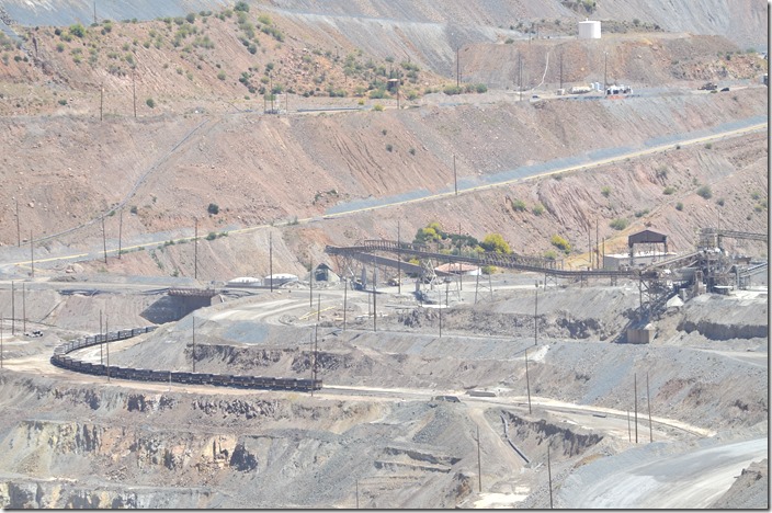 OT-1 loading from the ASARCO mine overlook. As you can see, they don’t take hours to load the train as at a coal mine. CBRY 301 loading. Ray mine AZ.