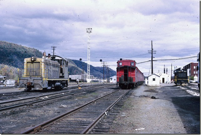 SW7 350 and cab track. Erwin TN. 10-30-1971.