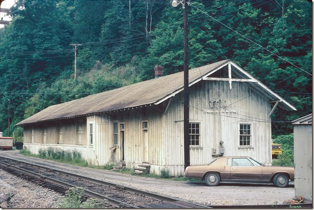 CRR depot Fremont VA. 08-25-1979.