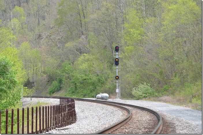 Medium approach at FO Cabin. That means medium speed over the turnout to No. 1 track then be prepared to stop at Fords Branch. I waited a while in my church clothes, but the train didn’t come until a couple of hours later. 04-22-2018. CSX signal FO Cabin.