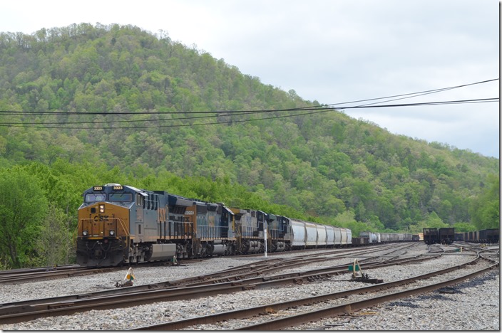 CSX 3323-8016-335-3054 on Q692-29 at Shelby KY on 05-01-2020.