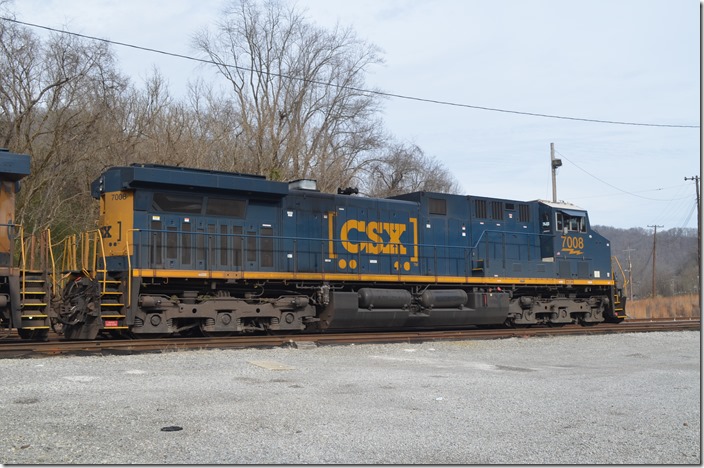 CSX “CM44AC” 7008 (ex-164) comes from AC44s in the 1-199 group. Shelby KY. 12-19-2020.