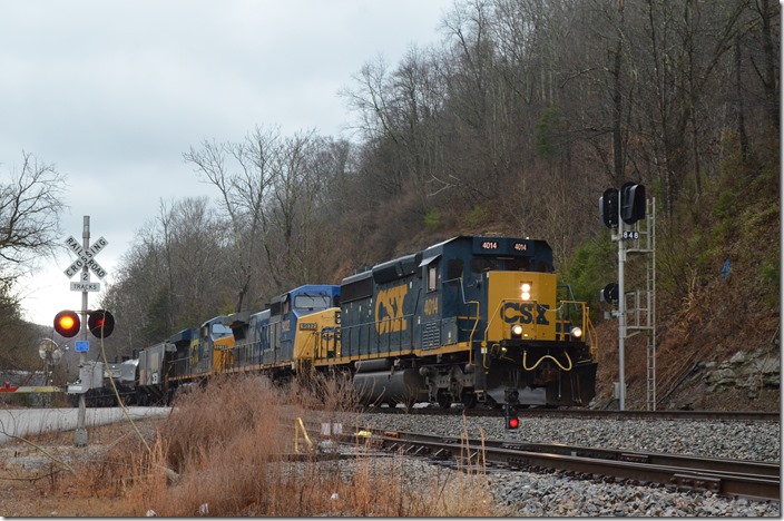 CSX “SD40-3” 4014 leads 9032-5238 on w/b ethanol empty train K848 at Banner with 95 empty tanks and 2 buffer cars. 01-04-2020. Banner KY.