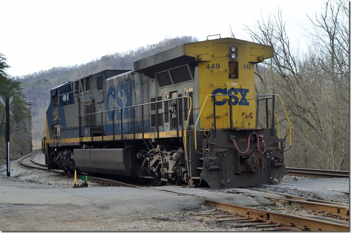 It is later in the day. There is also a broken rail under all of that. CSX 449 derailed. Shelby KY.