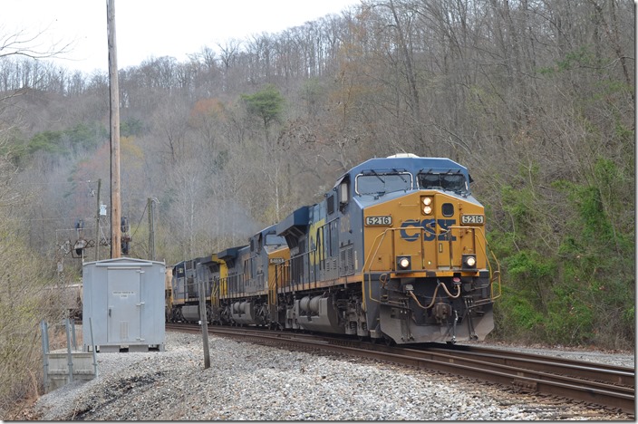 CSX 5216-5113-396 rumble by with w/b grain empties with all CSX cars. 03-22-2020. FO Cabin KY.