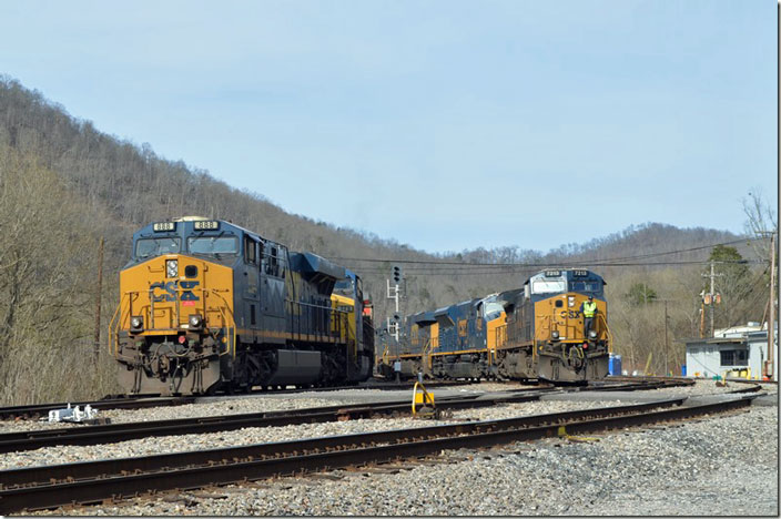 N760’s DPUs glide by as U903’s power comes back to the west end. CSX DPU 888-379 7213. Shelby KY. 03-13-2021.