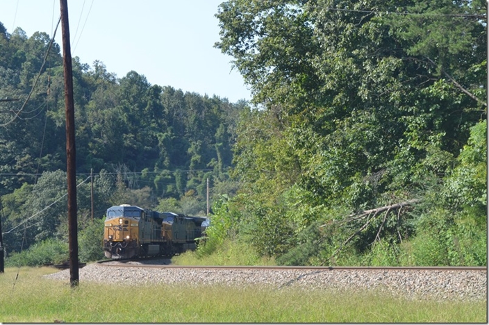 CSX 705-141 M653 came off the C&O making a charge for the Clinchfield at the site of the old Elkhorn City depot. You can see the grade commence in this shot. Elkhorn City.