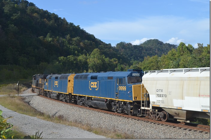 Just west of FO Cabin KY at the former site of Chaparral Coal’s operation. CSX 9999-9992-966.