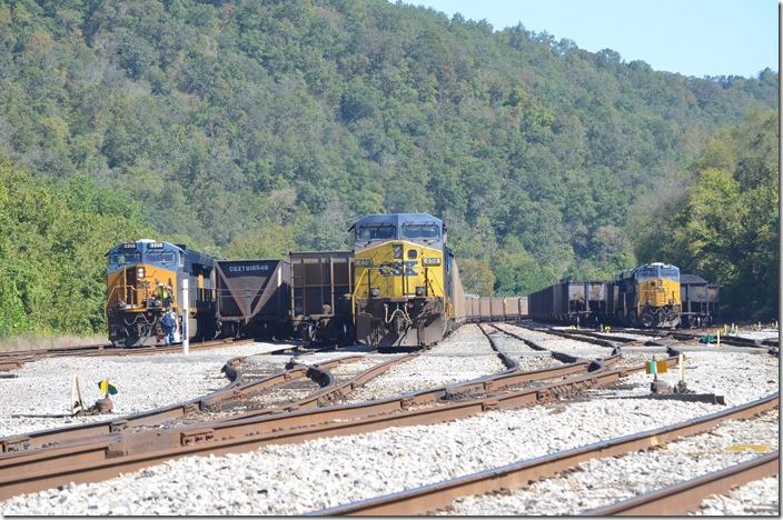 Q697-23 swaps crews. The Kingsport crew gets off, and the Russell crew gets on. 09-24-2017. CSX 3358 - 459. Shelby.