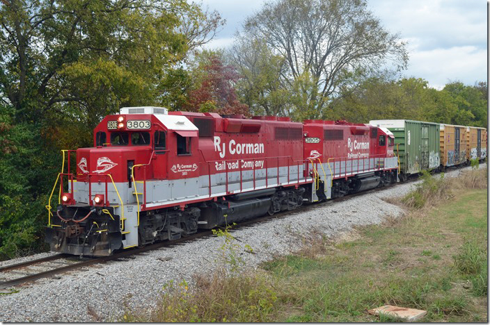 RJC “GP38-3” 3803 and 3805 are ex-Southern GP38s acquired from Norfolk Southern. Russellville KY.