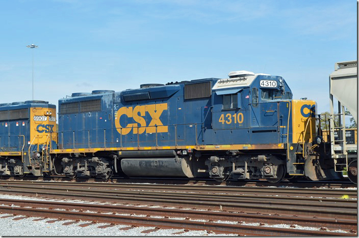 CSX 4310 GP39-2 is a fairly rare model. This one came from Guilford but was originally Reading. C&O’s GP39s were really rare! Casky KY.
