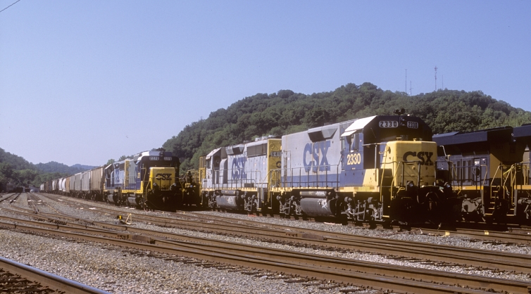 Sitting on the west end of Paintsville yard was a welded rail train behind 2330-6412.