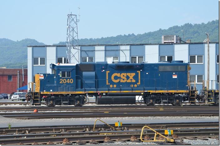 CSX GP38-3 2040. Cumberland MD.