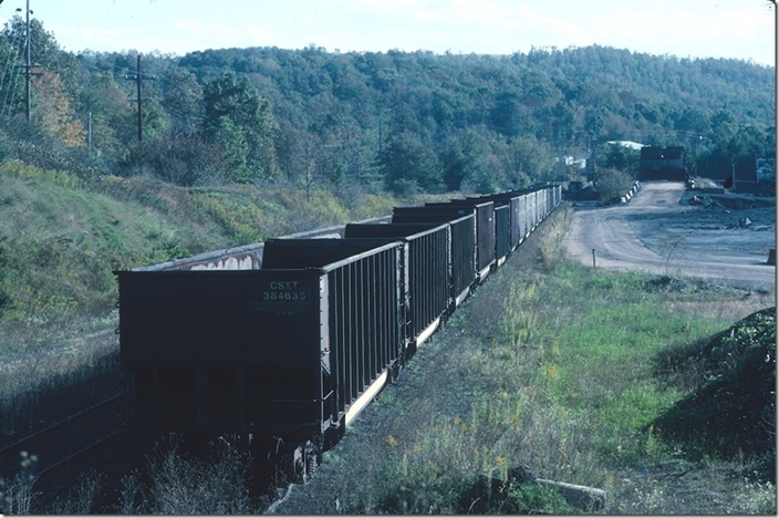 End of the line on 10-05-2003 was United Energy Coal’s Phillips-Consol 10 tipple at Borden Shaft MD. CSX Georges Crk SD.