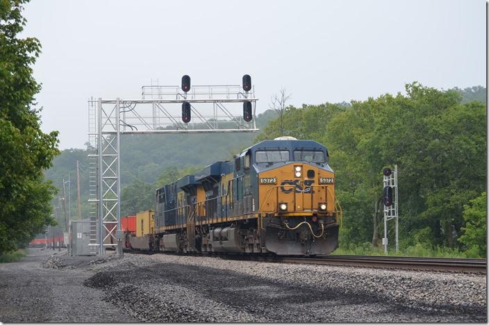 CSX 5372-5364 have w/b Q135-27 (Portsmouth VA – North Baltimore OH) with single stacks. Green Spring WV.