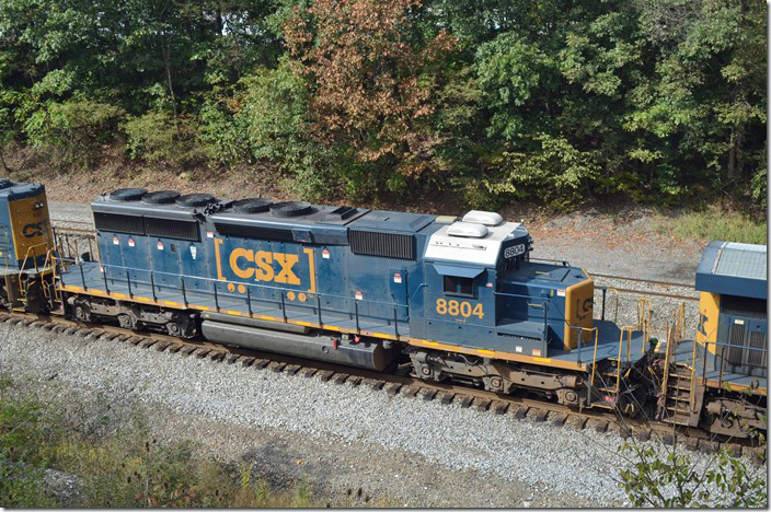 CSX SD40-2 8804 at Mexico MD waiting on Q371 to get into Cumberland yard. This is an ex-Conrail unit.