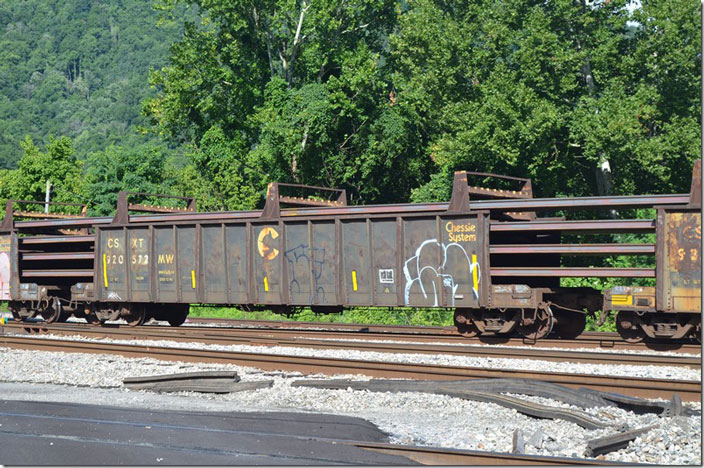CSX MW gon 920572 is also ex-C&O. Shelby KY.
