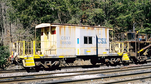 CSX caboose 16630. Coal Run, Ky.