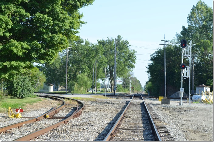 Connection between CSX and IE on left. Looking east on the former C&O. Indiana Eastern CSX crossing. Cottage Grove IN.