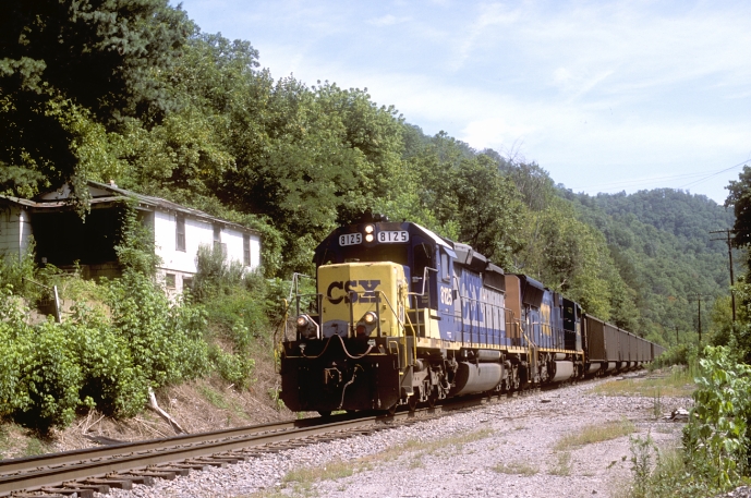 C843 n/b rolls up to the south end of Dent (Cornettsville on the map) facing a red signal. View 1.