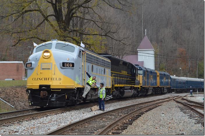 The crew gets lunch. CSX engineer and railfan T. King was the engineer.