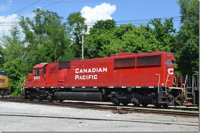 CP, ex-Soo, SD60 6223. Shelby.