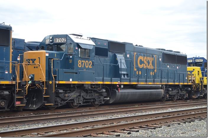 CSX SD60 8702 was one of the original 10 delivered in 1989. They spent most of their time in helper service on the B&O. Huntington.