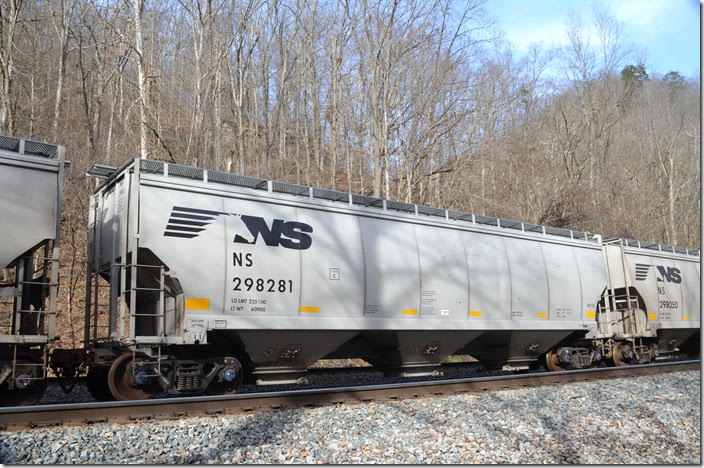 NS covered hopper 298291 was built by Freight Car America at Shoals AL on 01-2017. It is 225,100 lbs, 5200 cu ft, and is classed HC123. Almost as good as a builders picture! Note the horse silhouette logo. Ben WV.