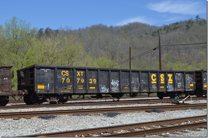 CSX gon 707939 is ex-B&O 350178, ex-GONX (TTX Co. – Railgon Co.) 350178. Not numbered in the MW 900000s, but demoted nevertheless. Shelby KY.