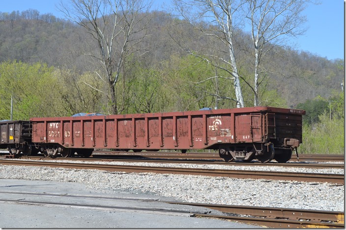 NYC (CSX) gon 585187 has 1995 cubic feet. It is ex-Conrail class G47, nee-Penn Central. Shelby KY on 04-04-2020. The history of these former CR and PC cars is no secret. Those roads stenciled the former road name and number at the top of the last panel on the right.