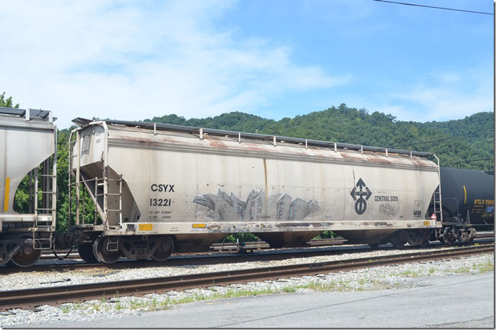 CSYX (Bunge North America) covered hopper 13221 arriving Shelby KY on 09-02-2022. Car was built 06-1996.